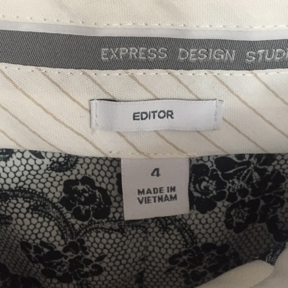 Express skirt💕 - Picture 8 of 9
